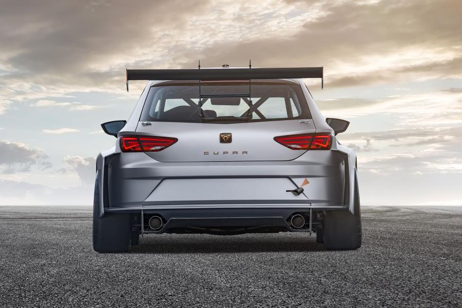  Cupra Leon TCR 2018 года  (фото 4 из 15)
